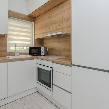 Apartments Lucica Vir Ngoại thất bức ảnh