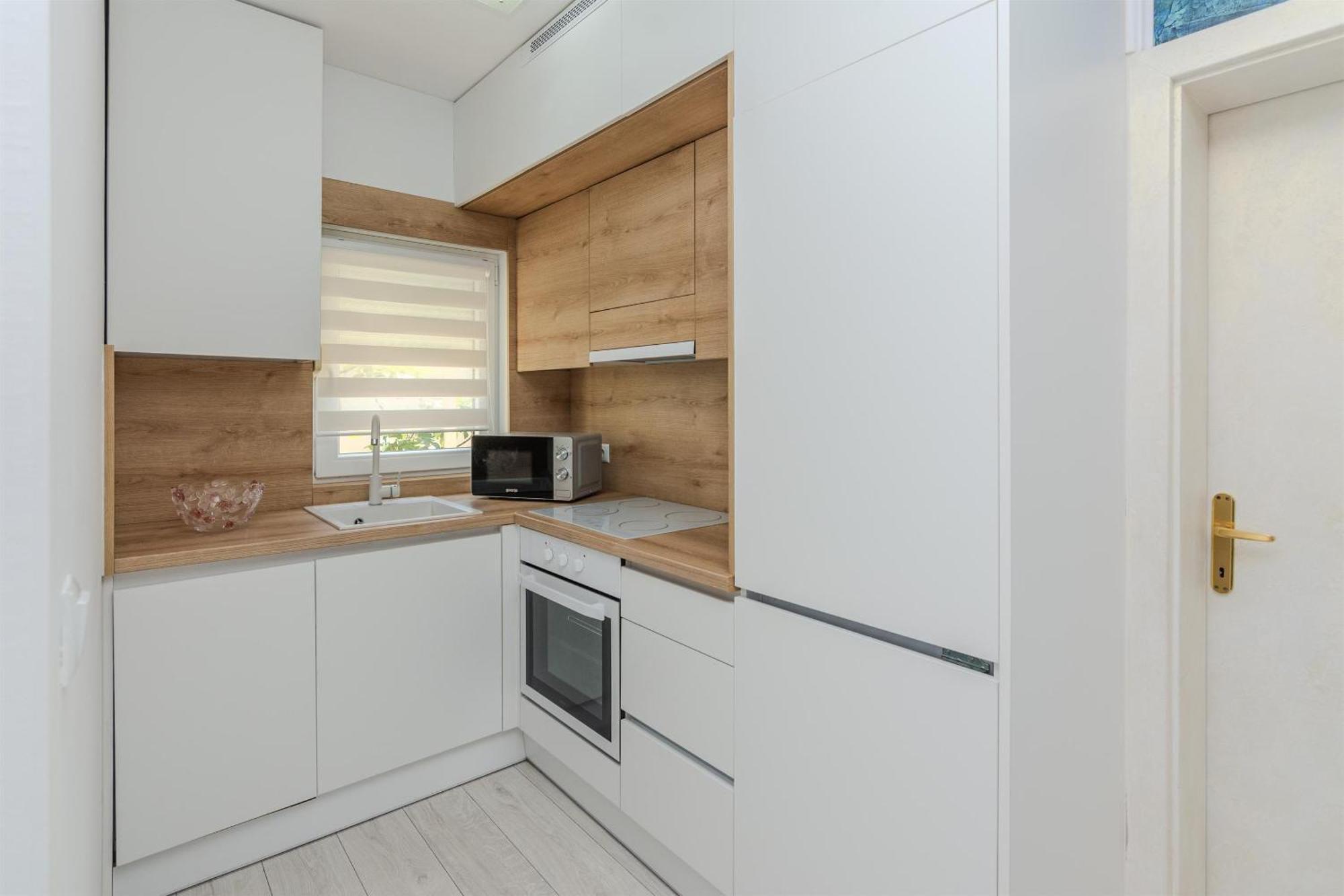 Apartments Lucica Vir Ngoại thất bức ảnh