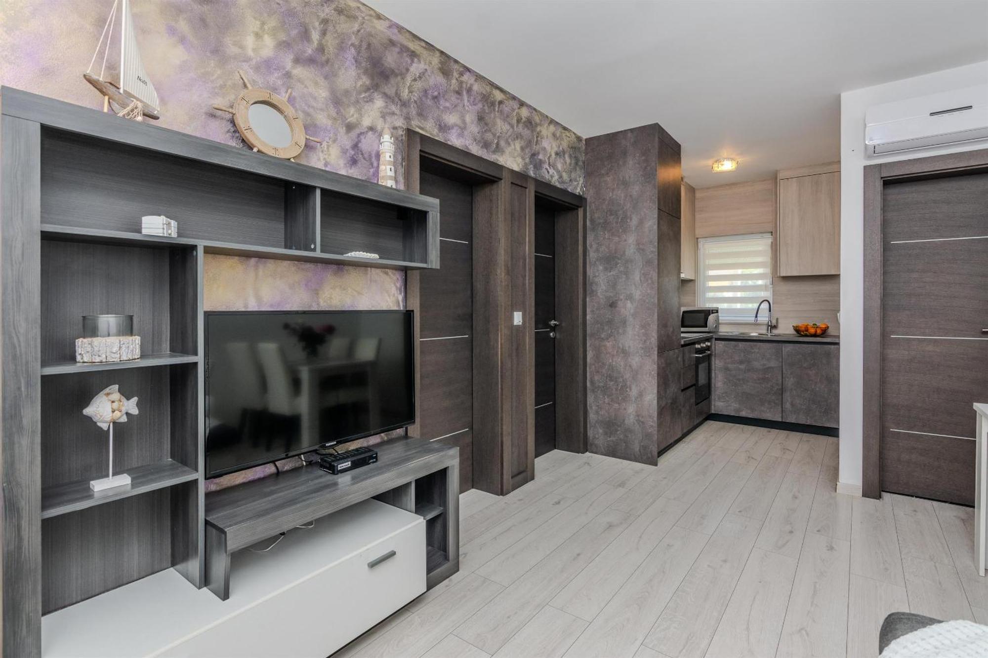 Apartments Lucica Vir Ngoại thất bức ảnh