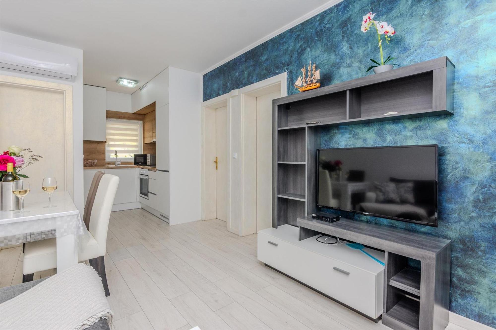 Apartments Lucica Vir Ngoại thất bức ảnh